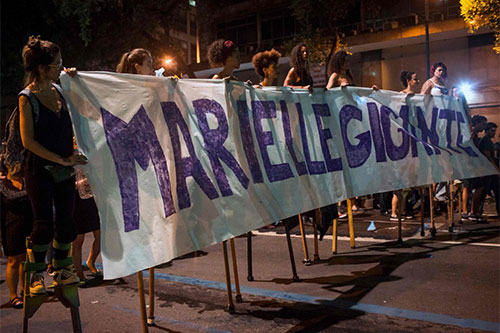 protesta por el asesinato de la concejal Marielle Franco Miles de personas marchan en protesta por el asesinato de una concejal activista